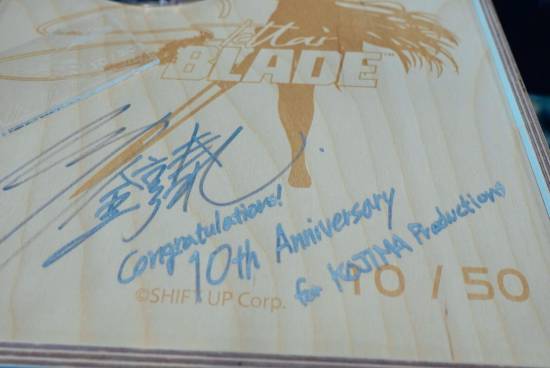 《剑星》工作室送小岛秀夫伊芙手办！还有金亨泰签名